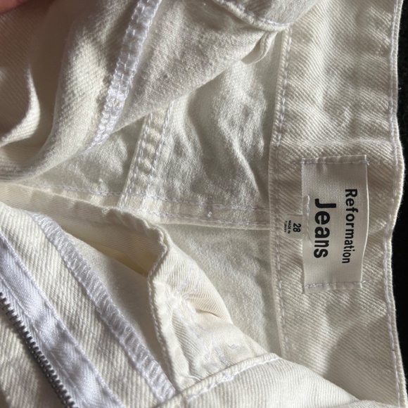 Reformation White Jeans - Picture 5 of 5